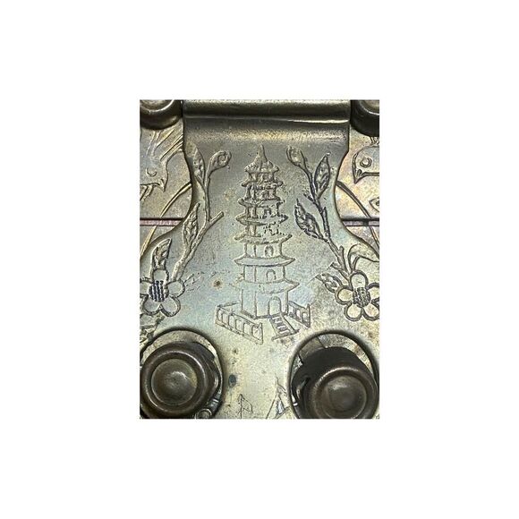 Vintage  Brass Trunk Box Latch Hasp Decorative Brass Hardware Pagoda Bird - Picture 5 of 5